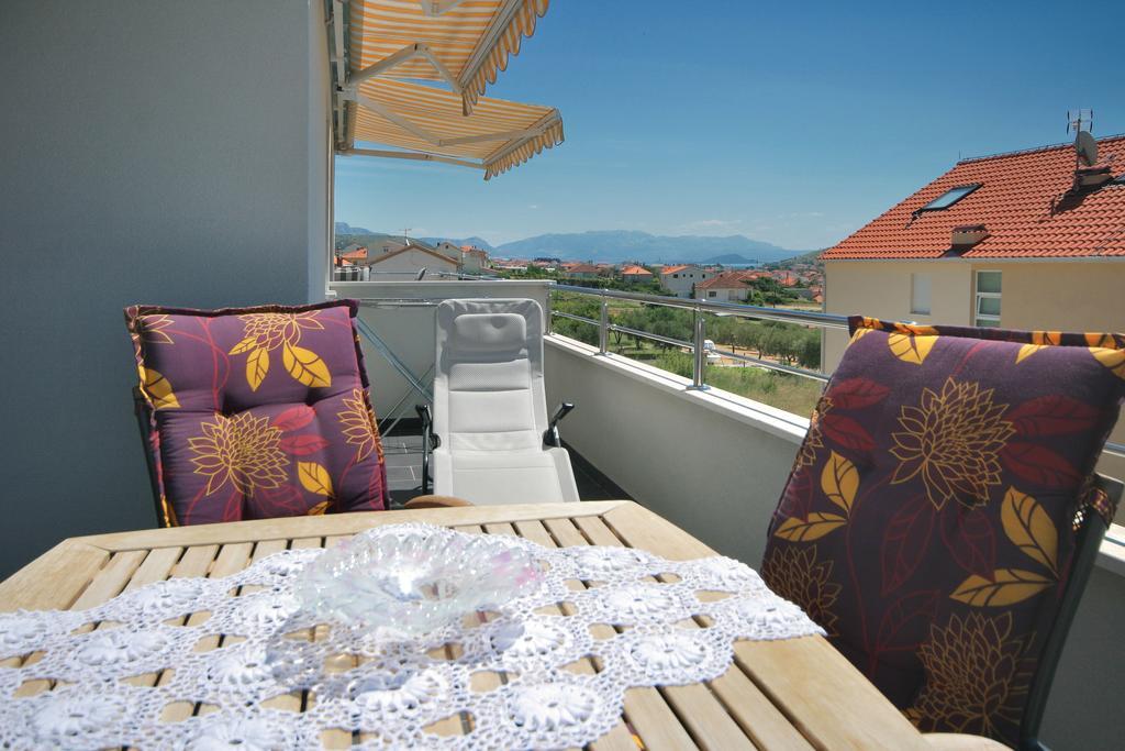 Apartmani Mane Trogir Exterior foto